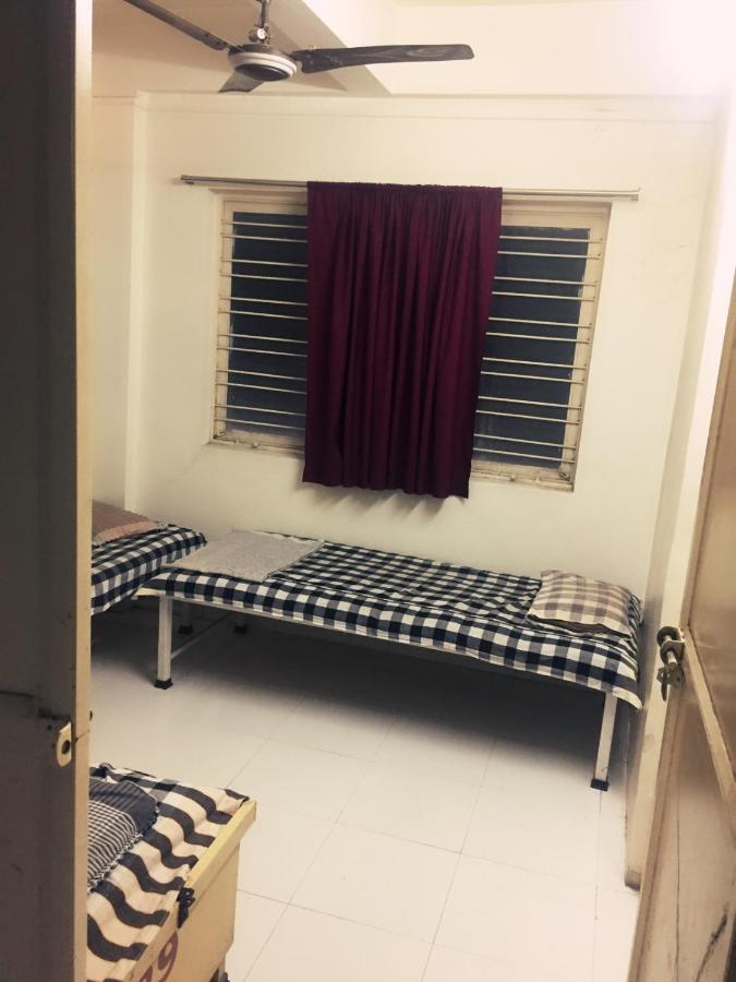 Shree Balaji Guest House Насик Номер фото